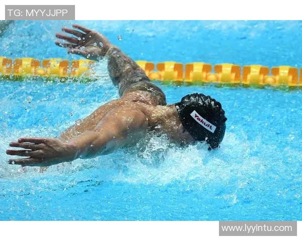 蝶泳基本技巧解析与训练方法全面指导助你提高泳姿表现