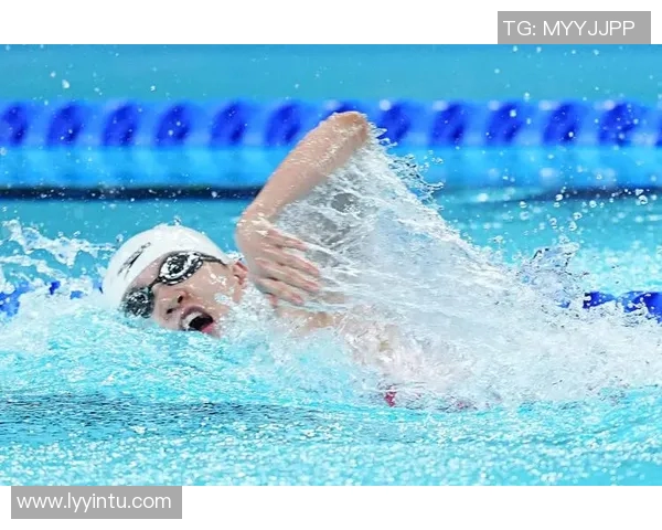 世界游泳纪录保持者的传奇之路与突破性成就解析